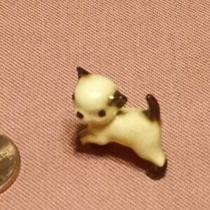 Hagen Renaker Kitten Walking 2